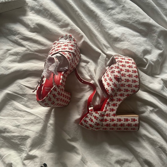 Jeffrey Campbell Shoes - Jeffrey Campbell Lobster Heels